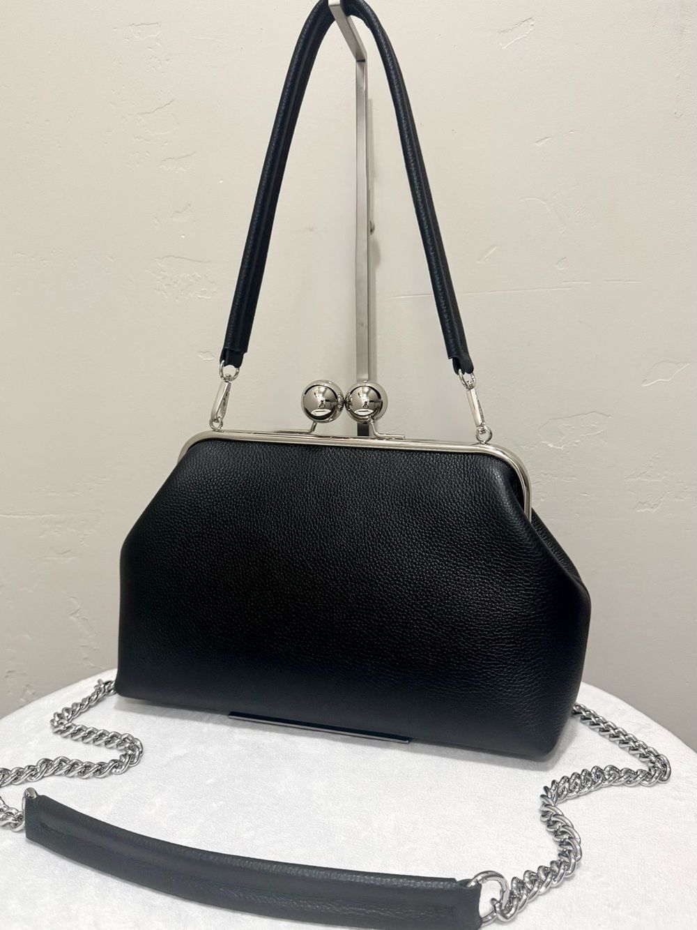 Black Togo Cowhide Calfskin Handmade Retro Style Kisslock Frame Bag, Large Size